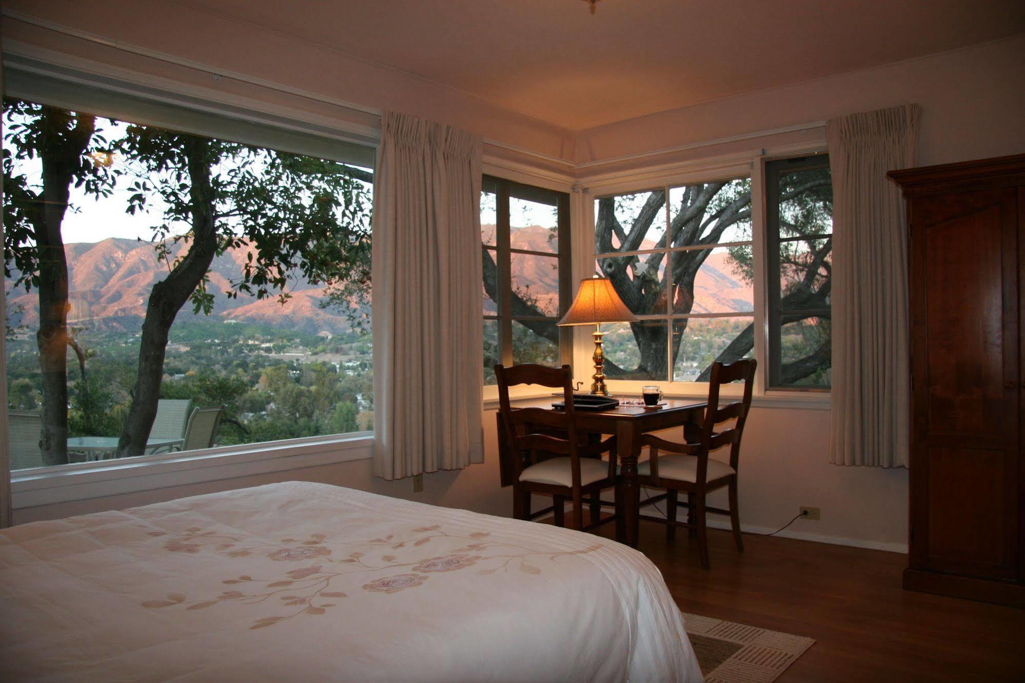 Retreat & Bed & Breakfast Ojai