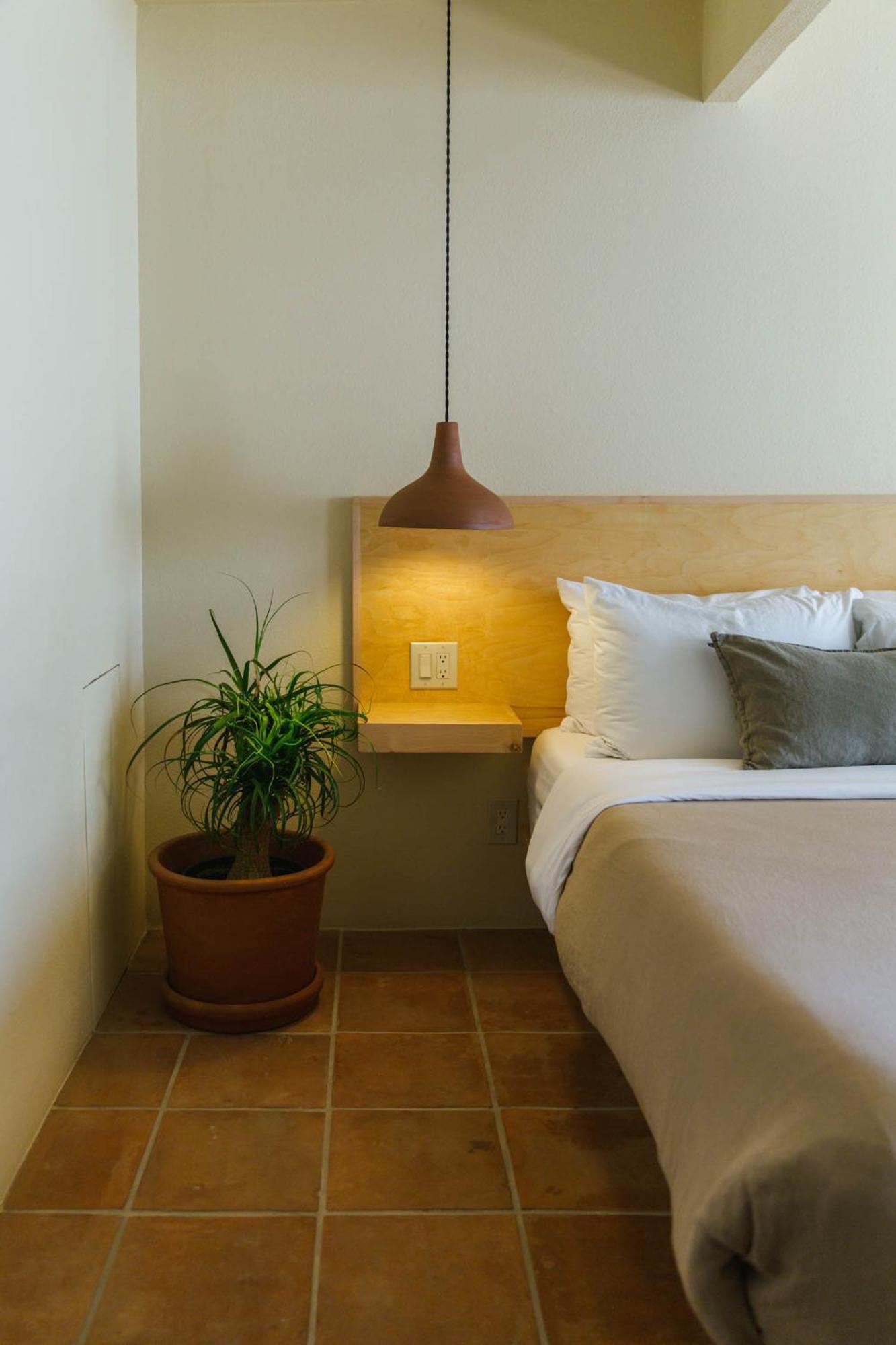 Hummingbird Motel Ojai