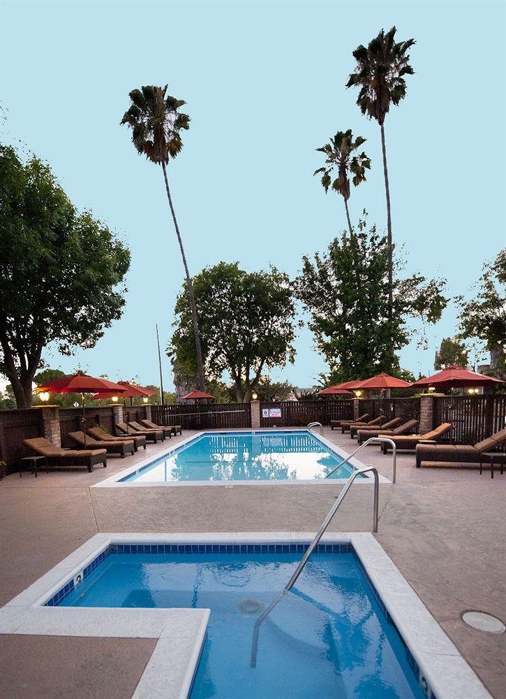 Hummingbird Motel